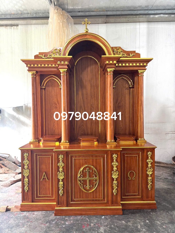 bàn thờ chúa