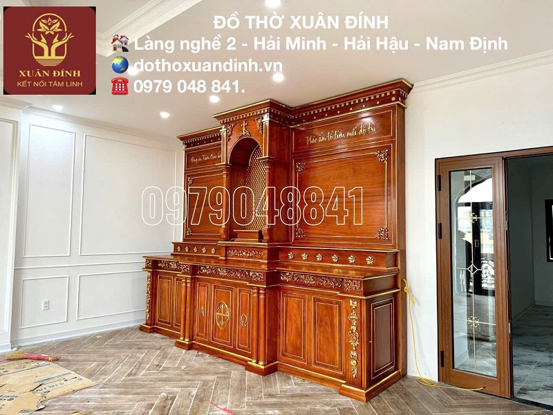 tòa thờ tân cổ điển